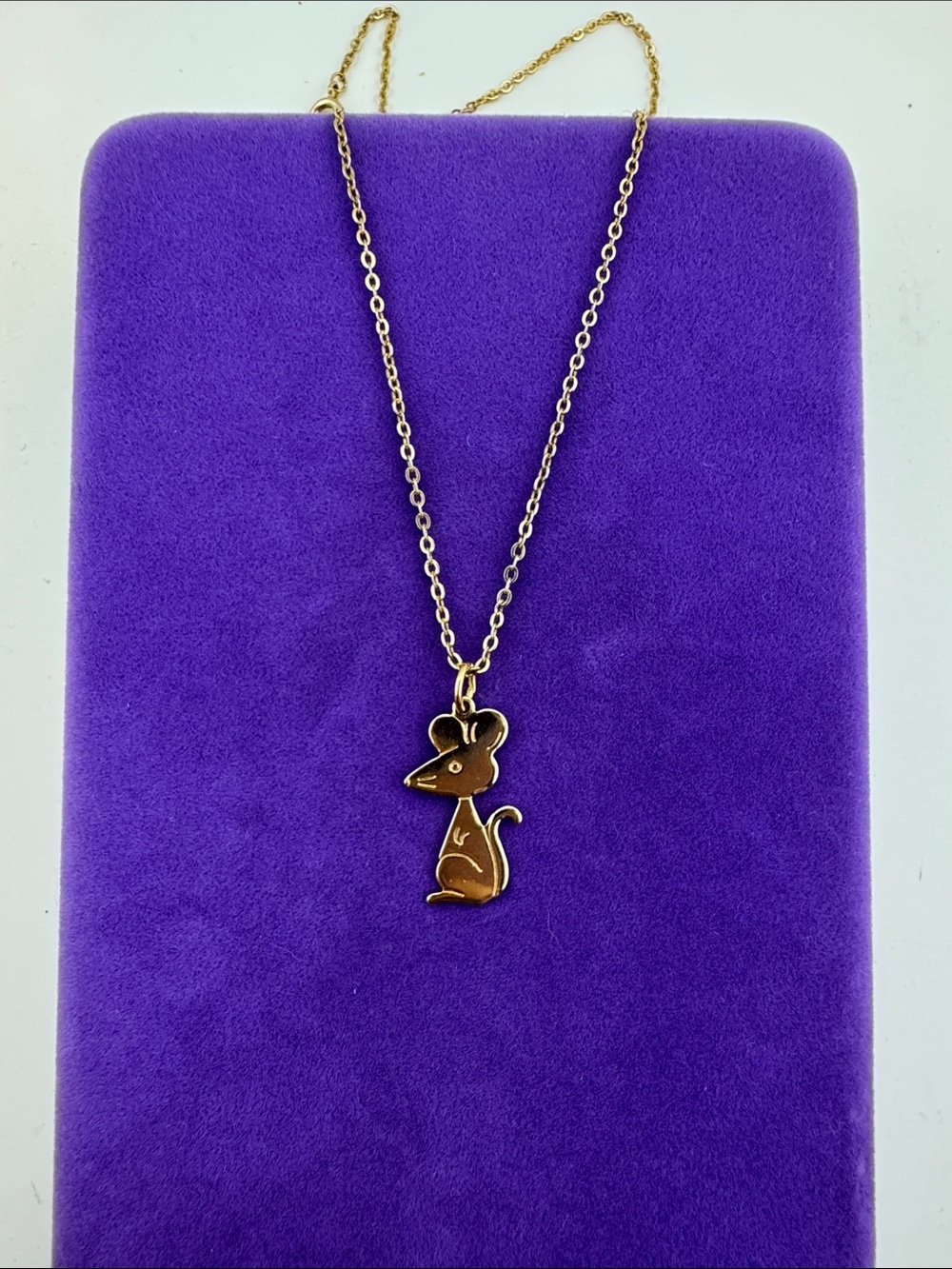 💛 Vintage Gold Plated Mouse Pendant Necklace